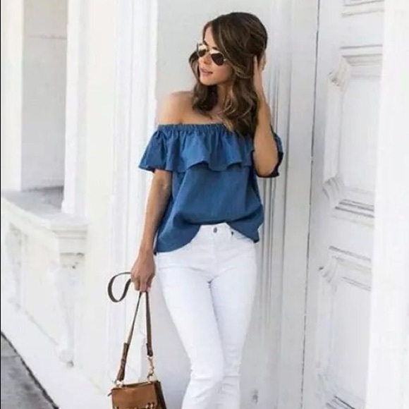 SALE Off the Shoulder Chambray Top🦋 - Picture 2 of 8